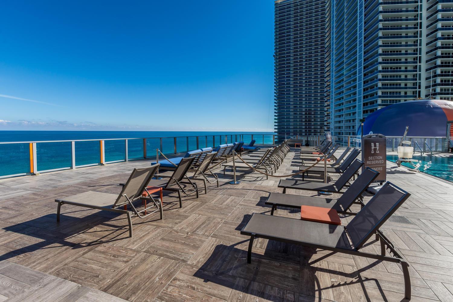 Wake Up To The Sound Of Waves In A Stylish Condo In A Luxury Resort Hollywood Dış mekan fotoğraf