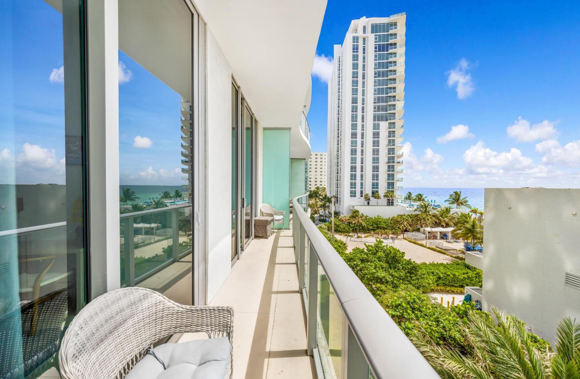 Wake Up To The Sound Of Waves In A Stylish Condo In A Luxury Resort Hollywood Dış mekan fotoğraf
