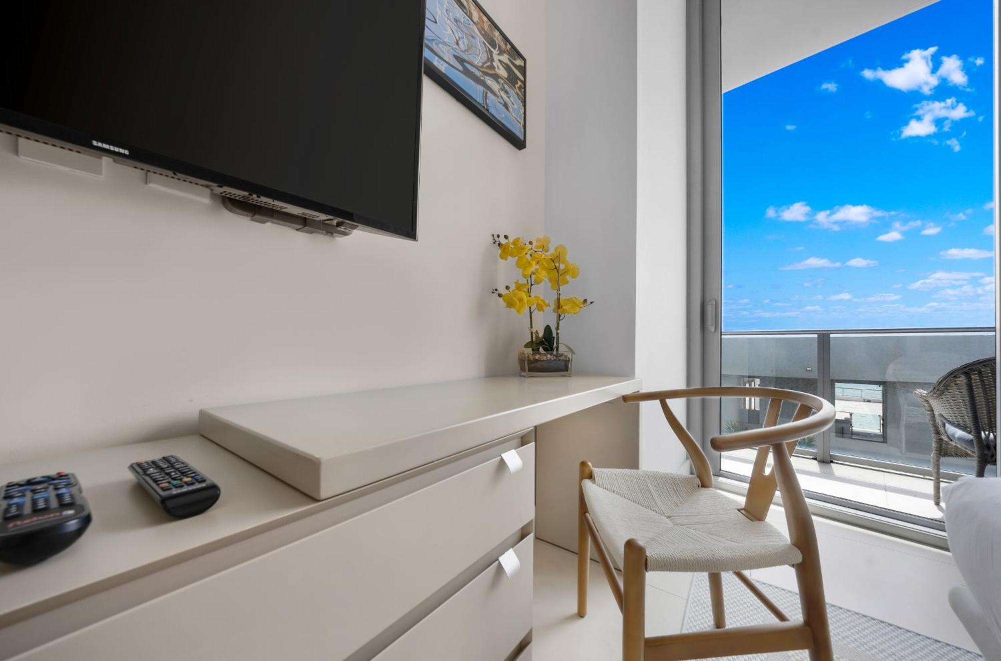 Wake Up To The Sound Of Waves In A Stylish Condo In A Luxury Resort Hollywood Dış mekan fotoğraf